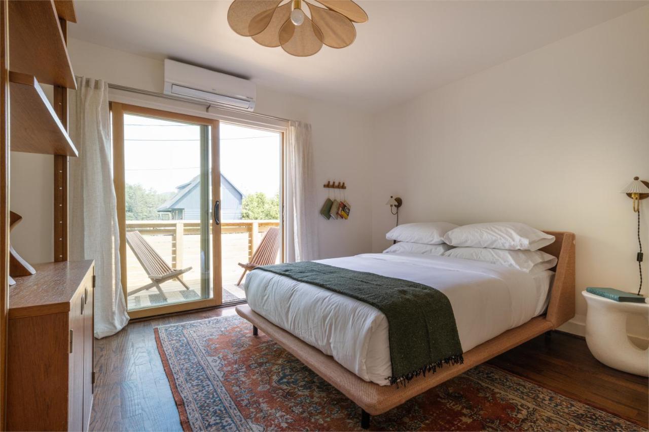 Eastwind Hotel 普莱西德湖 外观 照片